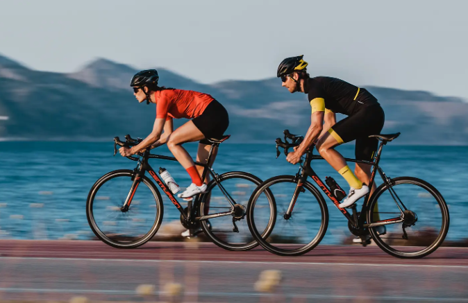 Can your cycling wear OEM set you apart?