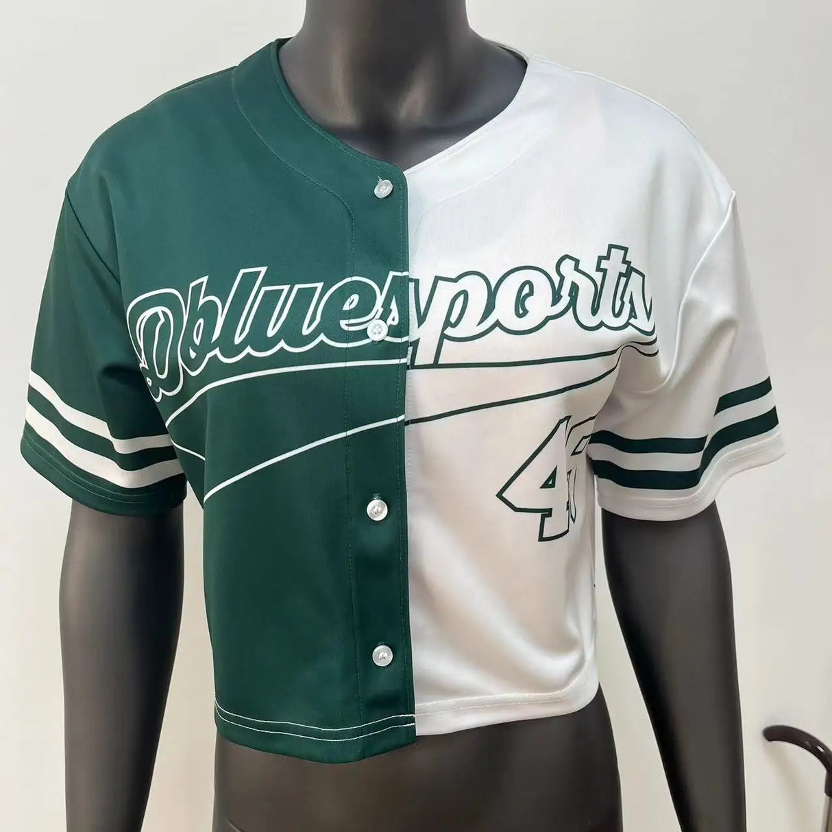 2024 Nueva ropa de softbol personalizada de alta calidad para mujeres Uniforme de béisbol cómodo personalizado Jersey de béisbol corto 