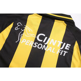 Professionelles Design-Team Schwarz Gelb Gestreiftes Muster Lange Ärmel Fußballuniform Fußballtrikots 