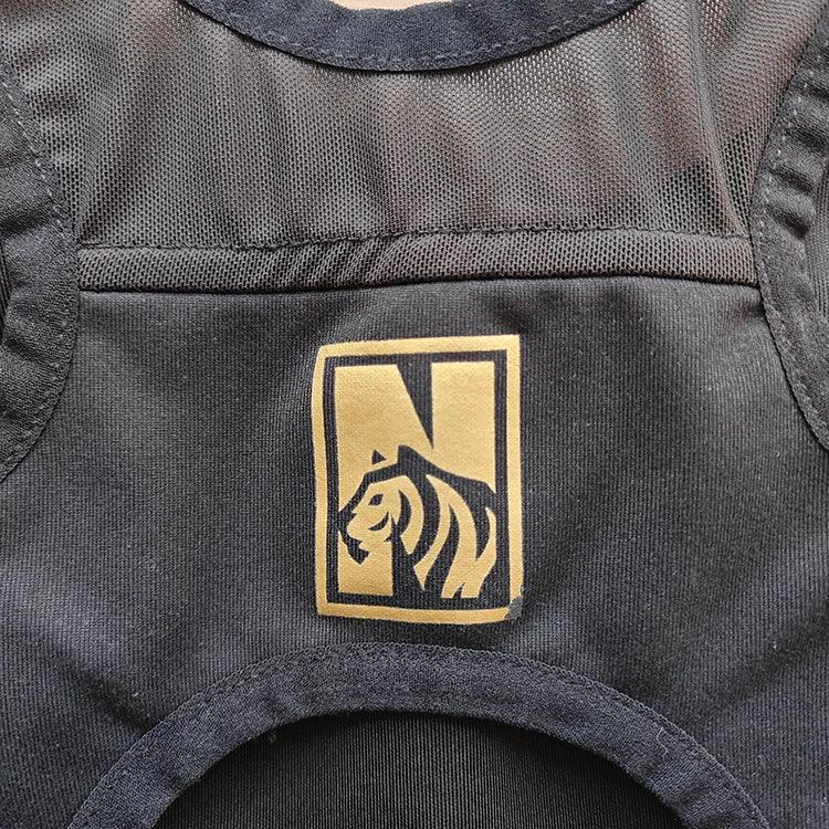 Corsé deportivo de goma jacquard personalizado con impresión digital por transferencia de calor y logotipo de silicona personalizado para corsé deportivo 